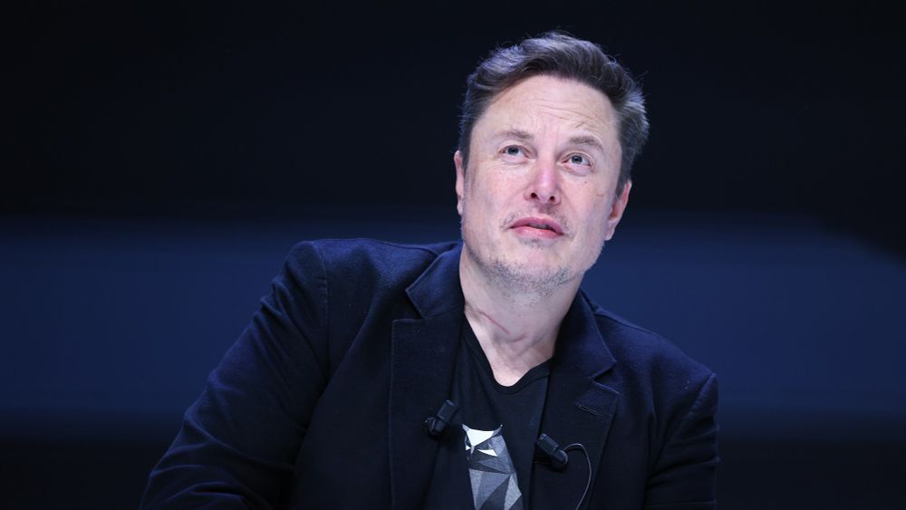 Don’t register to vote on Elon Musk’s AmericaPAC website. Do this instead.