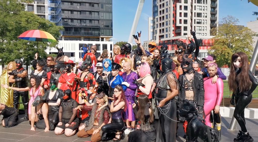A gathering of rubberists in the park.