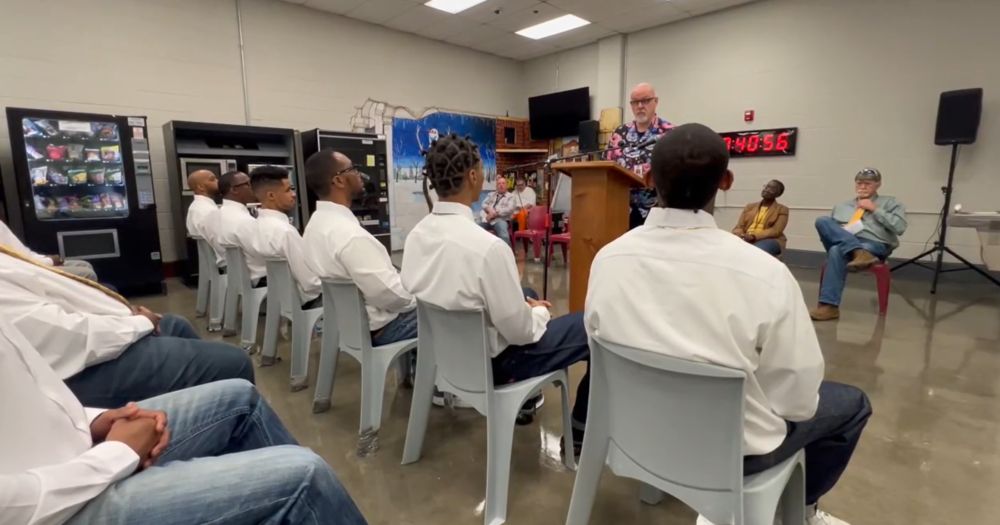 Incarcerated fathers graduate from ODOC fatherhood program
