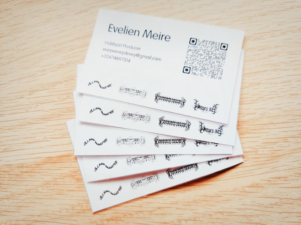 Business Cards saying 'Evelien Meire - Hobbyist Producer' and my contact info + QR-code...