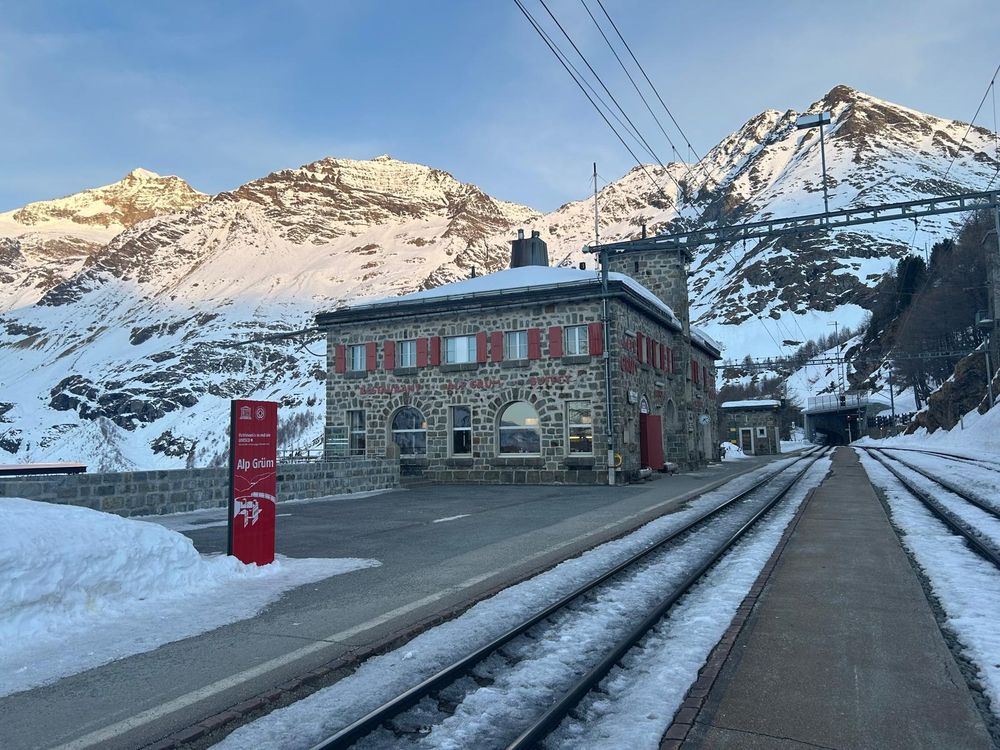 A more detailed view of the station building 