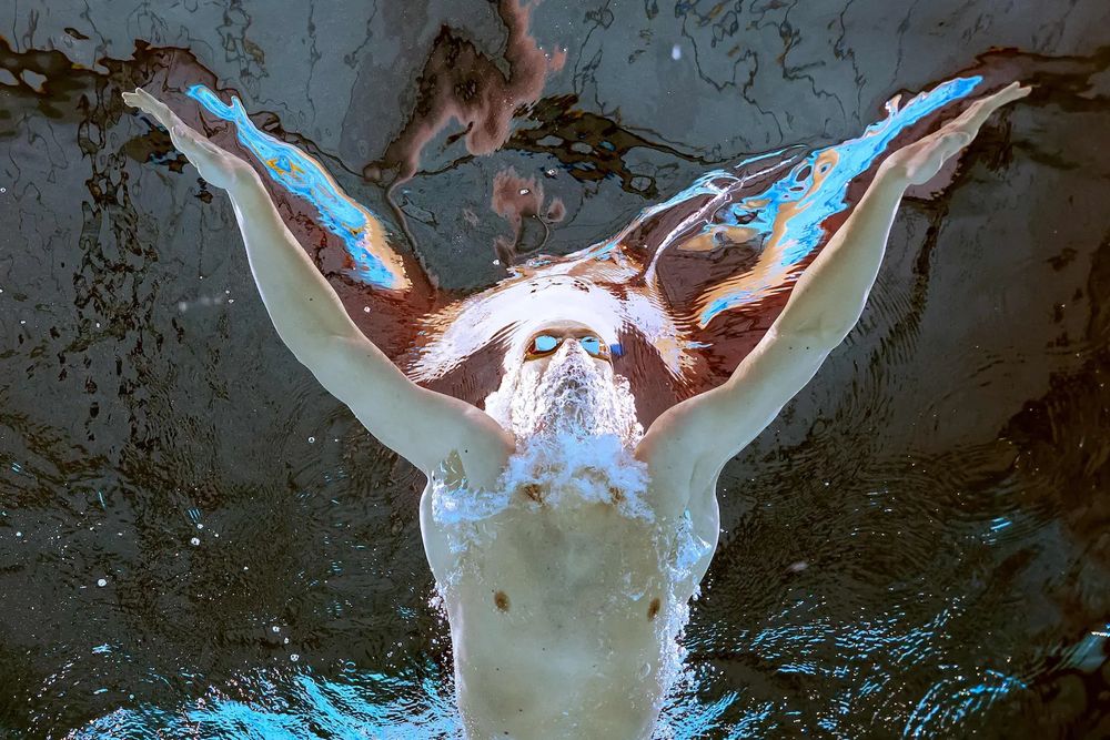 Léon Marchand during his 200m medley in Singapore on July 30. (François-Xavier Marit/AFP)
By Libération and AFP