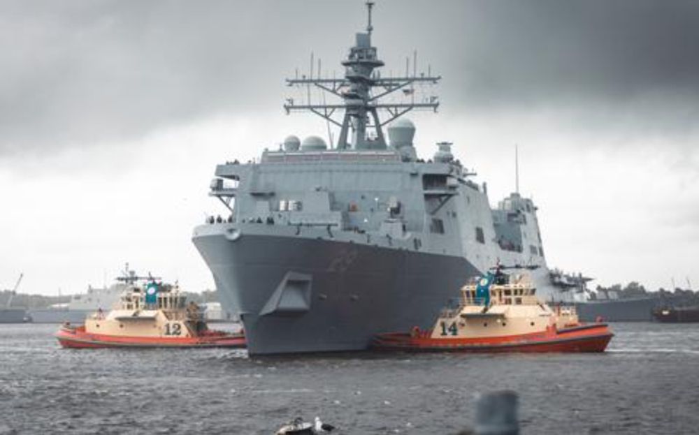 Navy’s $10B multiship deal will bolster defense industry, help demand for more amphibious ships, top admiral says