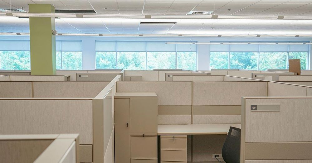 Six in 10 U.S. adults would prefer to be their own boss, and a slight majority would assume a fair amount of financial risk to start a business.