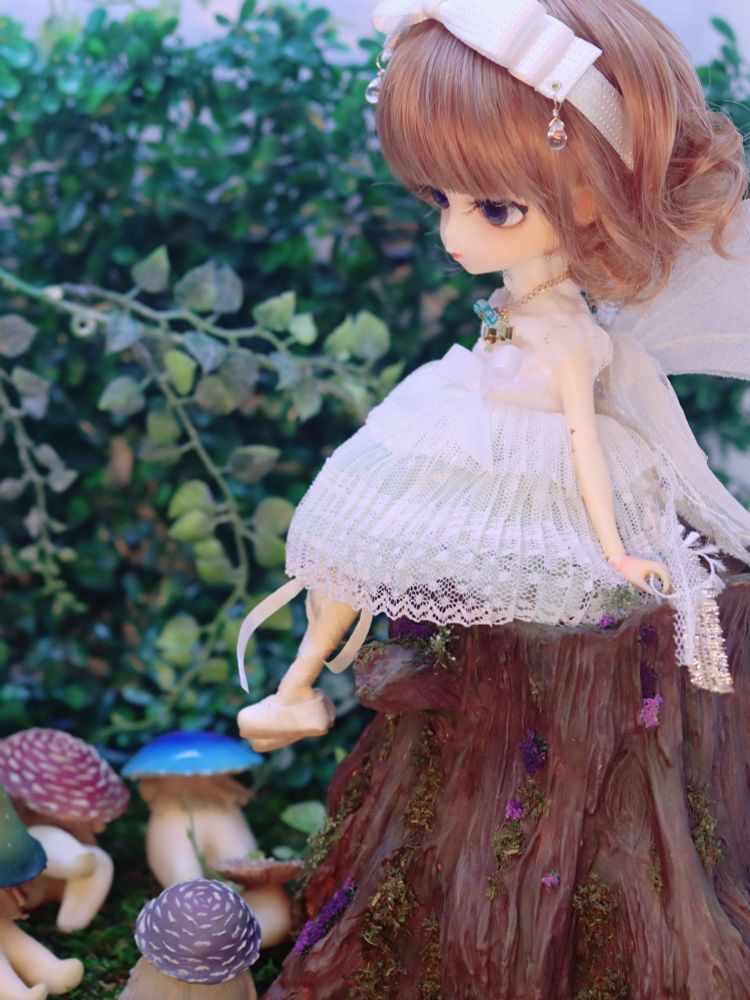 切株と木のこびとはTAGさんの作品。