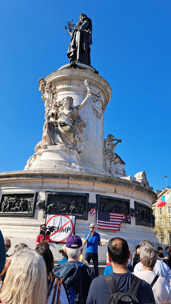 Place de Republique, April 5