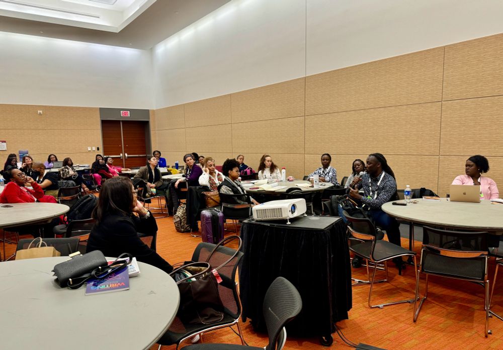 Audience picture of participants in session.