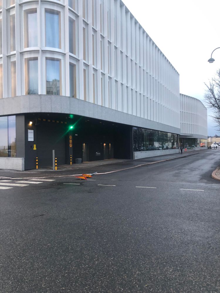 Katukuva mainitusta talosta