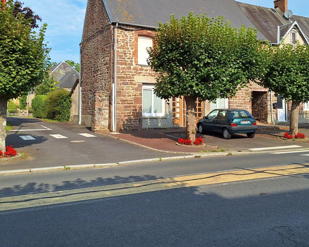 Colour photo of the same location today