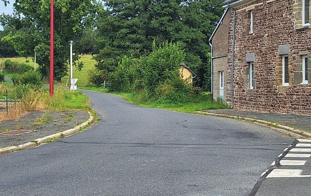 Same view and location in colour, taken 6/8/25