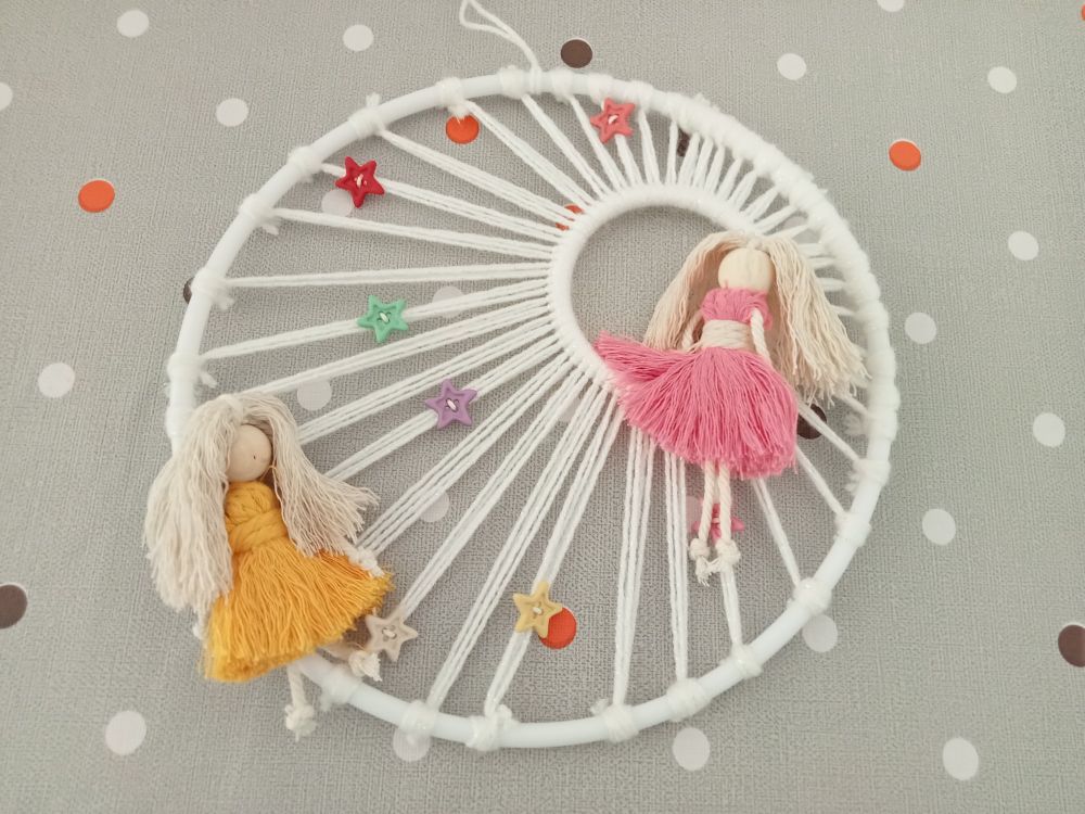 🎶A amizade, bem mesmo a força do tempo irá destruir🎶