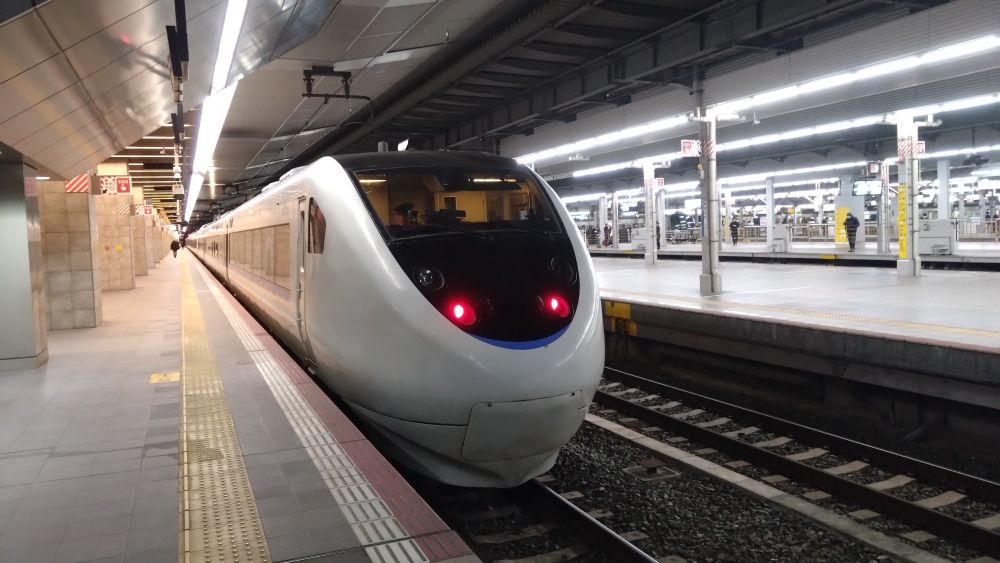 681系V14編成(2023.12.24撮影)