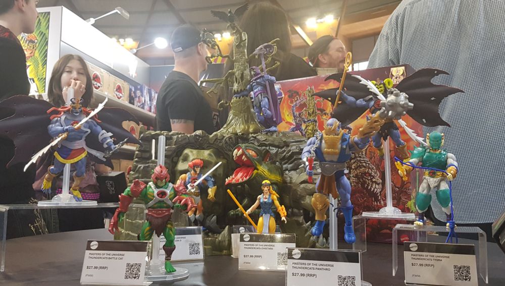 For the first time in its 12 year history, Oz Comic-Con welcomed Mattel to the floor. Taking up four booths, the Mattel Creations store was situated within a two story cardboard model of Castle Grayskull. Lifesized cutouts of He-Man and Skeletor greeted fans outside while a diorama of the new Thundercats crossover and Masters of the Universe Origins Fright Zone sat inside. Unfortunately it was a credit card only zone, which may hamper how many of the SDCC exclusives fans walk away with.
