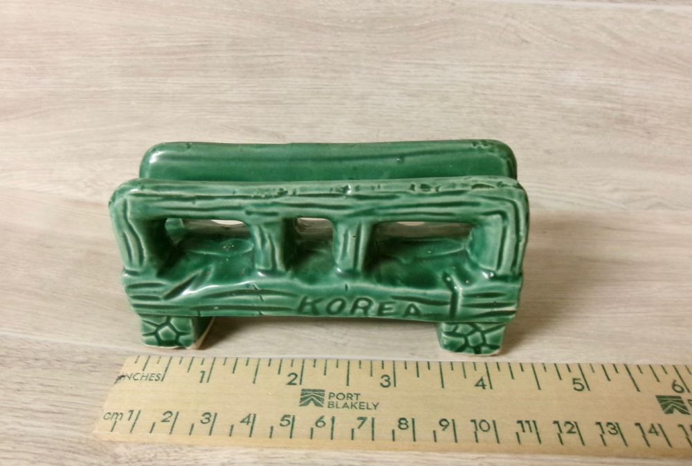 Vintage Ceramic Bridge LetterHolder Aquarium FairyGarden Bonsai Good Condition Green
