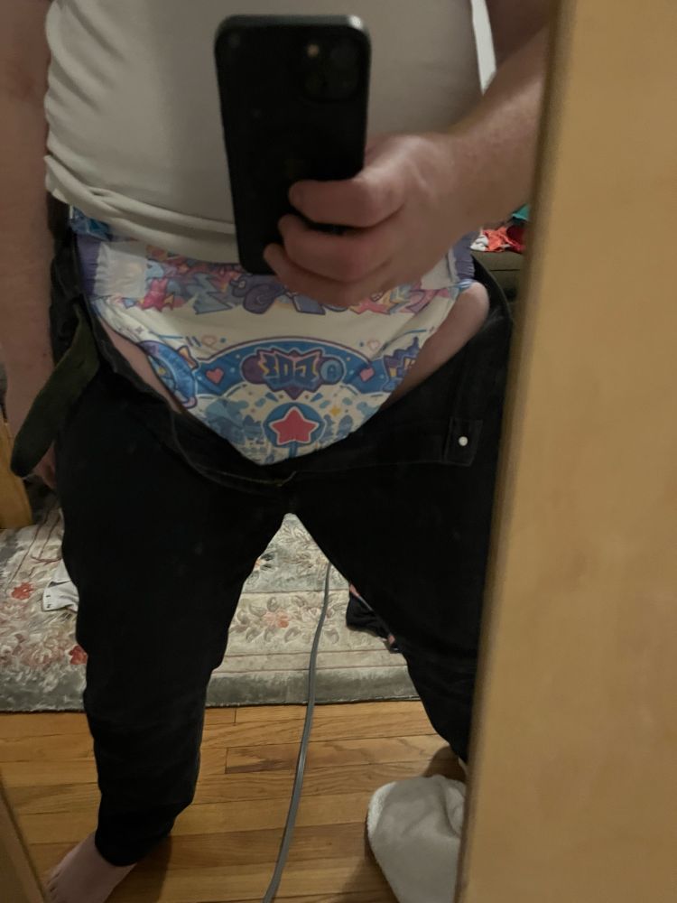 diaper mirror selfie!