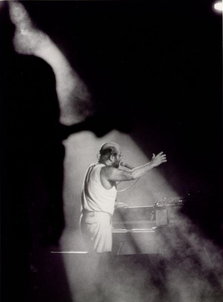 Lucio Dalla en la fiesta provincial de Cagliari