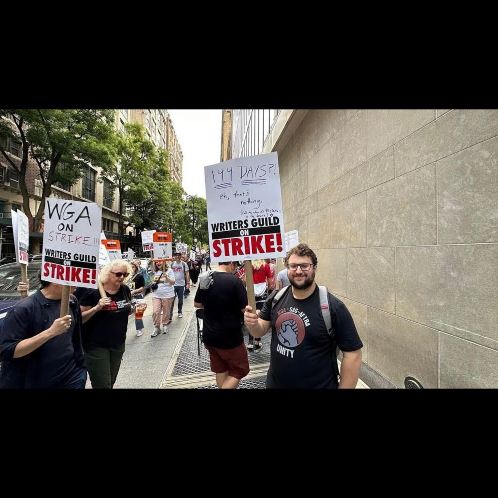 WGA / SAG-AFTRA STRIKE 2023!