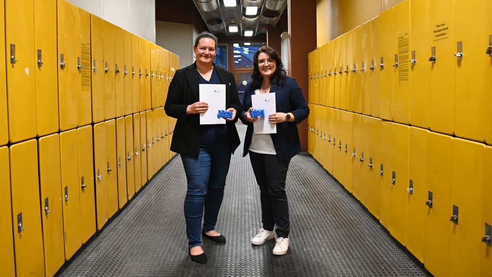 Für ihre innovativen Lehrformate wurden die Geographin Barbara Scharfbillig und die Germanistin Sarah Thiery mit dem Lehrpreis der Universität Trier ausgezeichnet. 