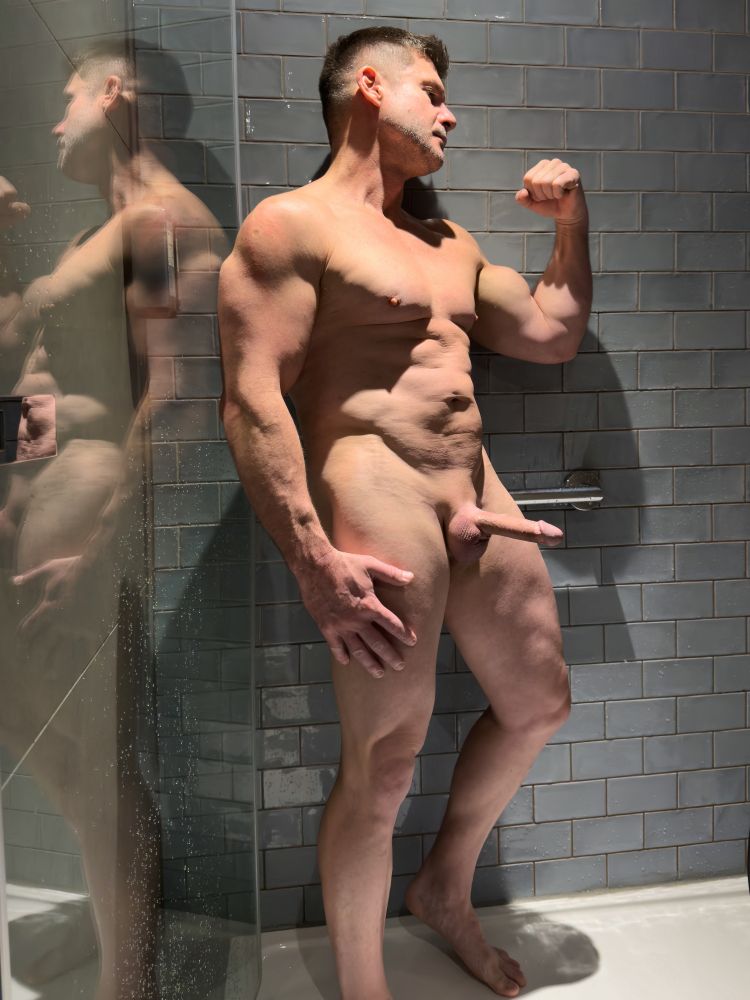 Chudai #coach #daddy #pornstar #onlyfans #jff #muscle #gayNSFW  #NSFW #Chudai #Wataa #DILF #Promo #Bluesky #Creator #Studs #Collab #men #bottom #top