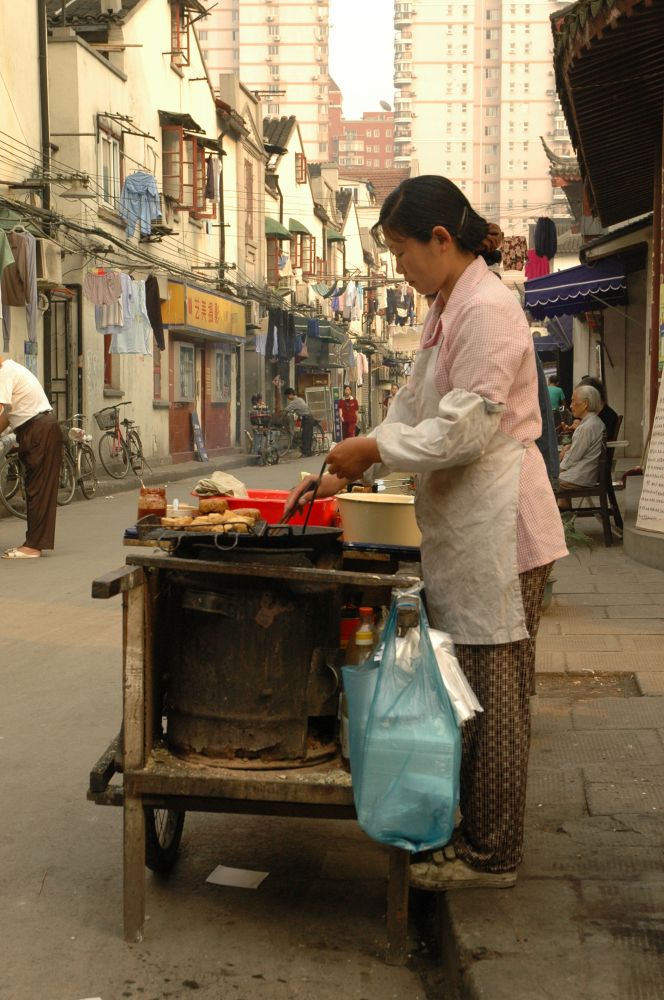Street kitchen in Shanghai