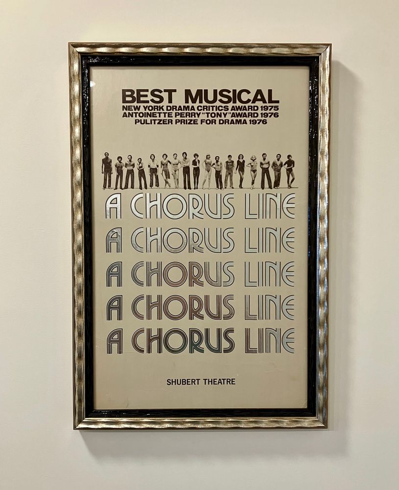 BEST MUSICAL
NEW YORK DRAMA CRITICS AWARD 1975
PULITZER PRIZE FOR DRAMA 1976
A CHORUS LINE 
A CHORUS LINE 
A CHORUS LINE 
A CHORUS LINE 
A CHORUS LINE
SHUBERT THEATRE