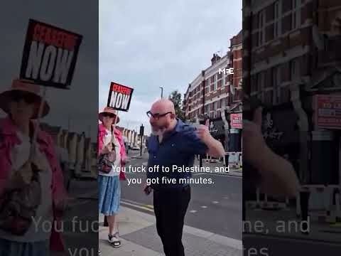 Pro-Israel man verbally assaults pro-Palestinian protesters in London