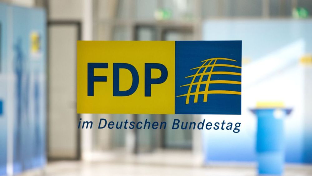 FDP bezahlt Schulden nicht: Versicherer kürzt Renten