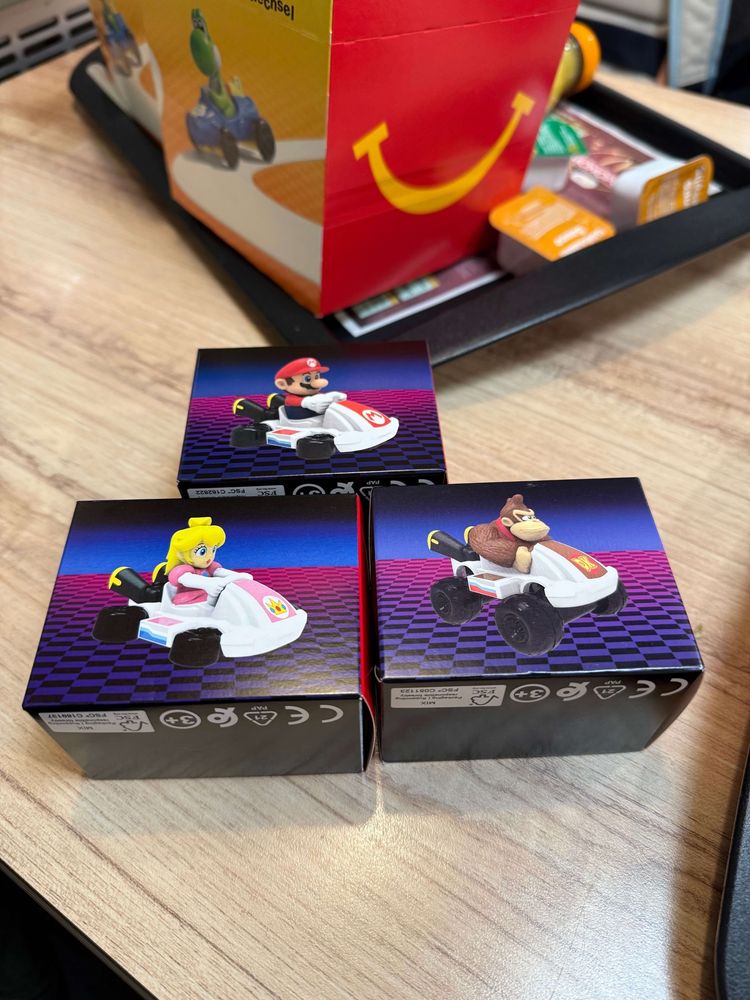 Drei Mario Kart Figuren aus dem McDonalds Happy Meal