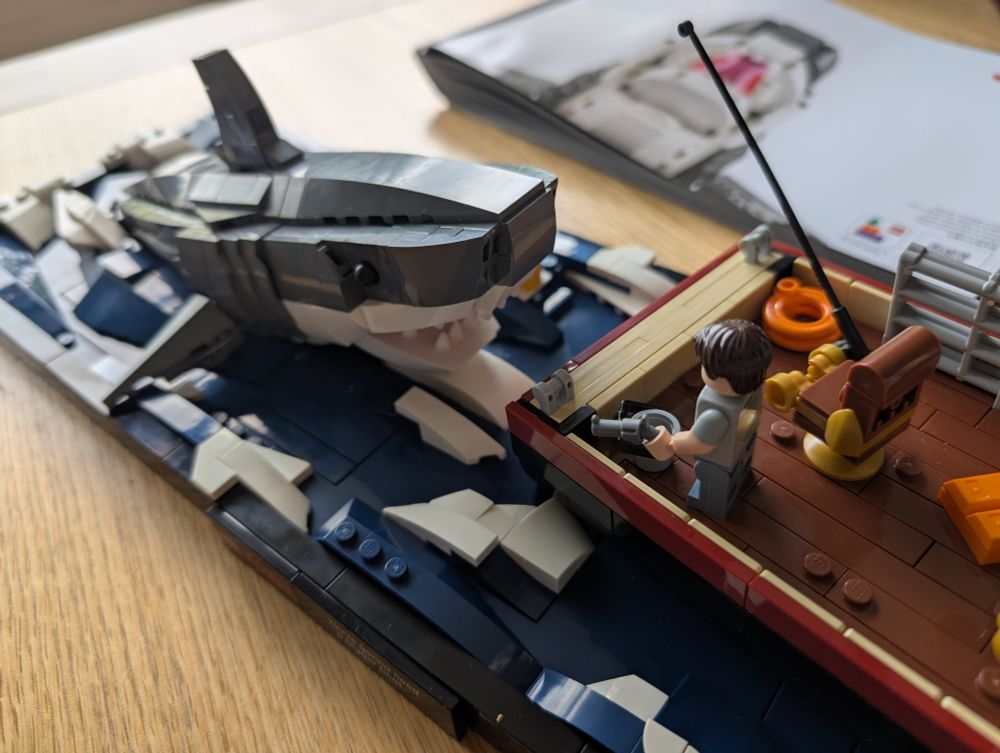 Jaws Lego set - close up of the rear of the display. Brody stares out the shark