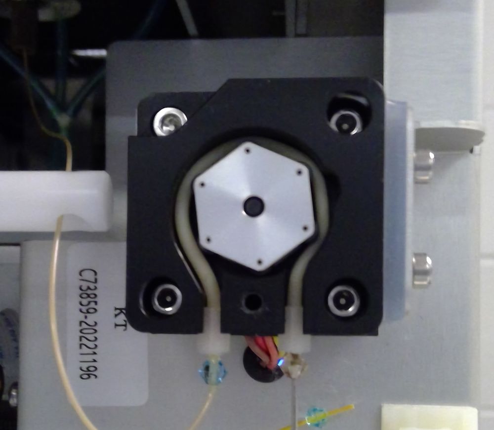 Peristaltic tubing connecting the sample probe to the Peek tubing of the flow cell. Cover removed.