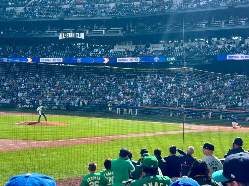 Rickey Henderson, in a combo Mariners Oakland A’s uniform throws out the first pitch at the last game of the regular 2024 MLB season, and the last game ever of the Oakland A’s. 