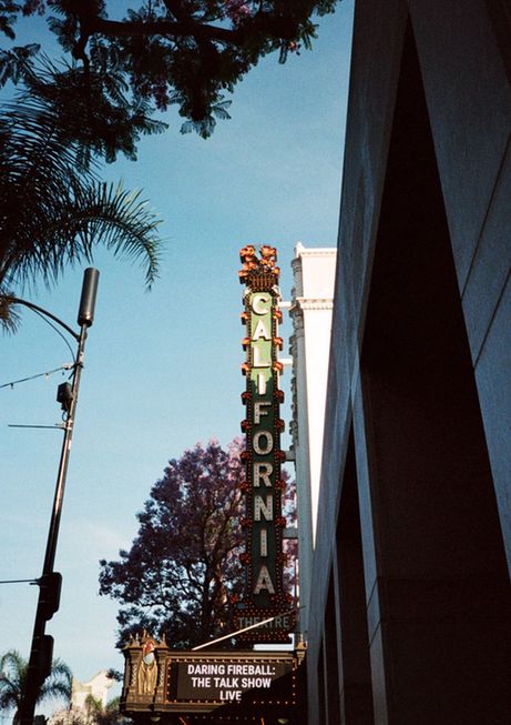 The California Theater of San Jose's sign displaying "Daring Fireball: The Talk Show Live."
