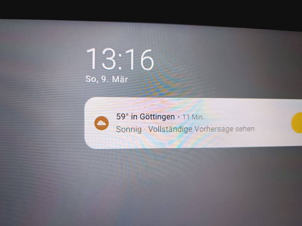 bild einer tablet benachrichtigung. 59° in göttingen 