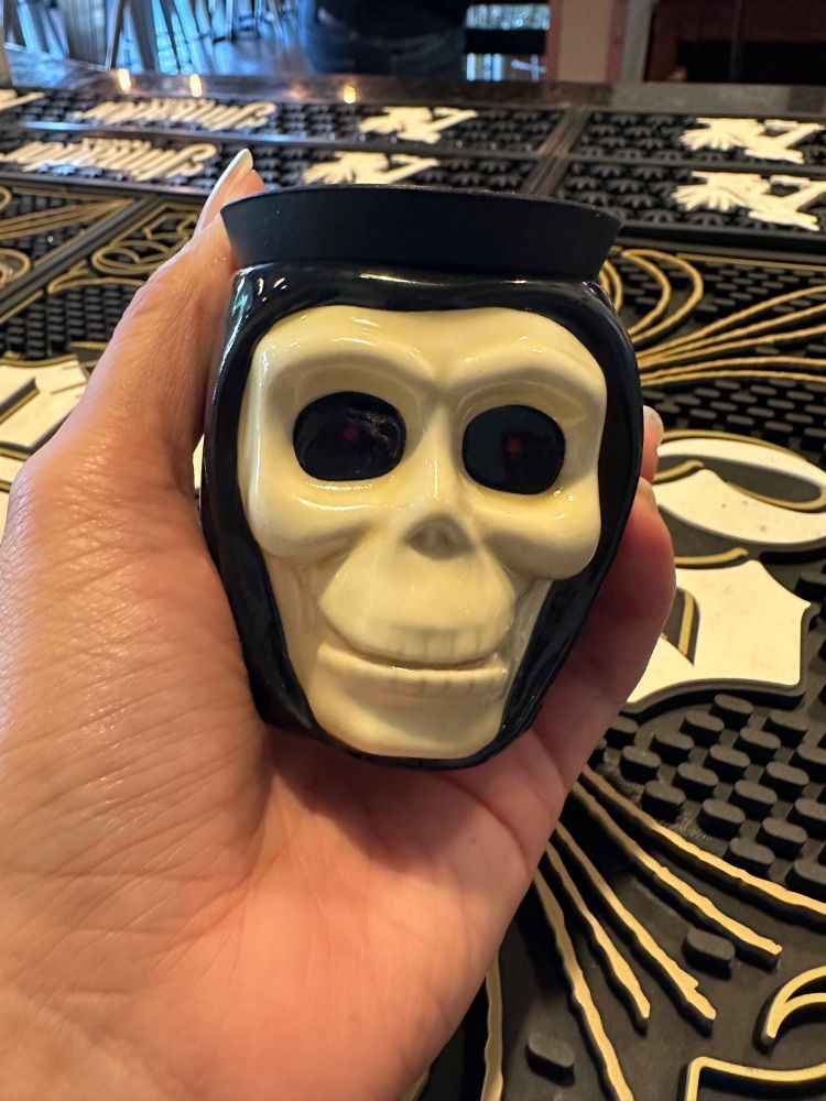 skull stash jar inside