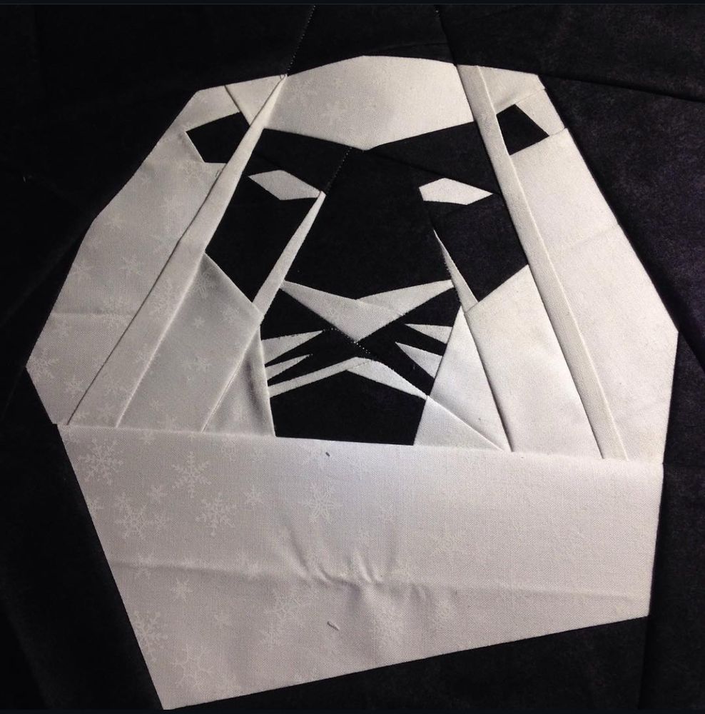 Lion king paper piecing block in black and white 