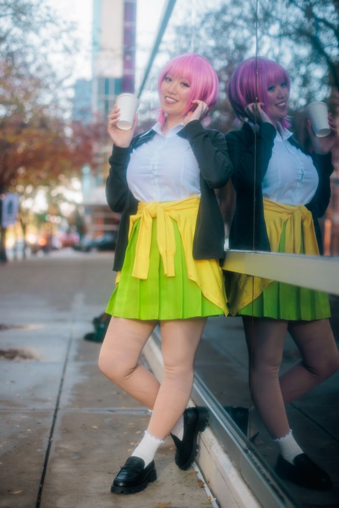 Ichika holding her coffee