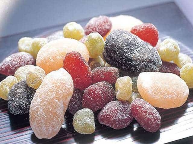 Amanatto beans in various sizes and varieties.