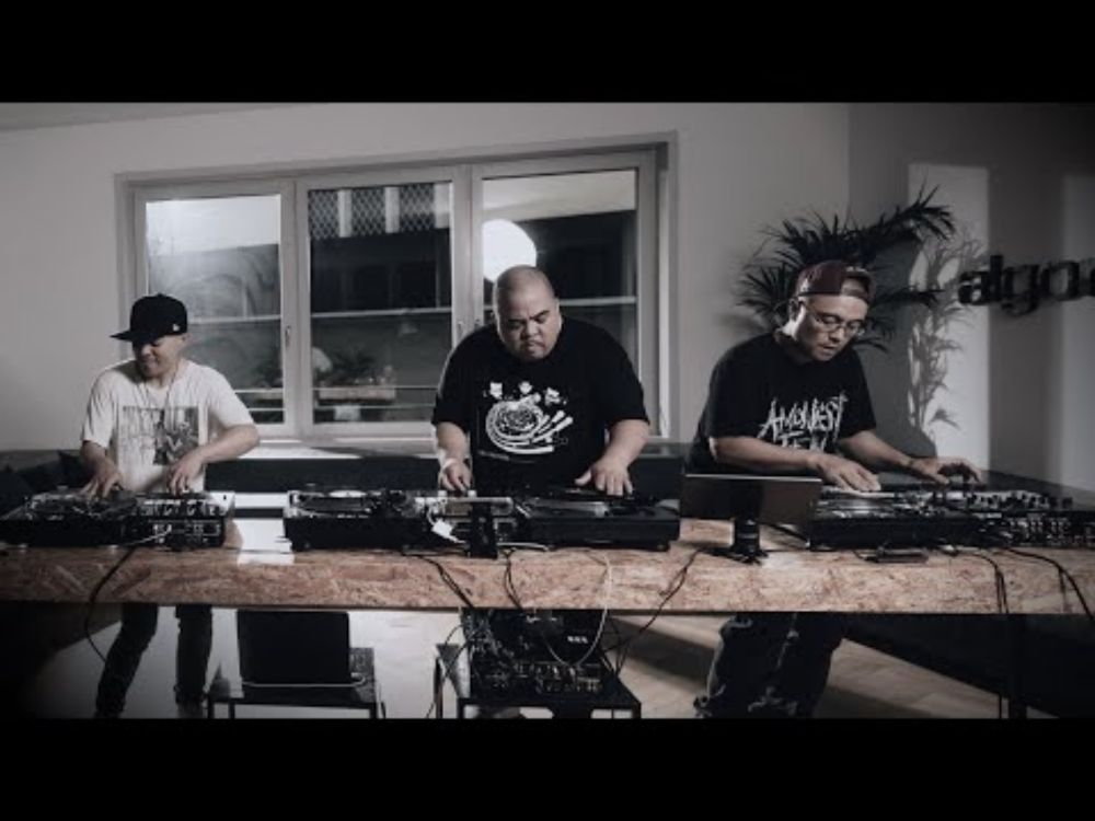 Invisibl Skratch Piklz x Algoriddim - Full Performance - djay Pro AI on iOS