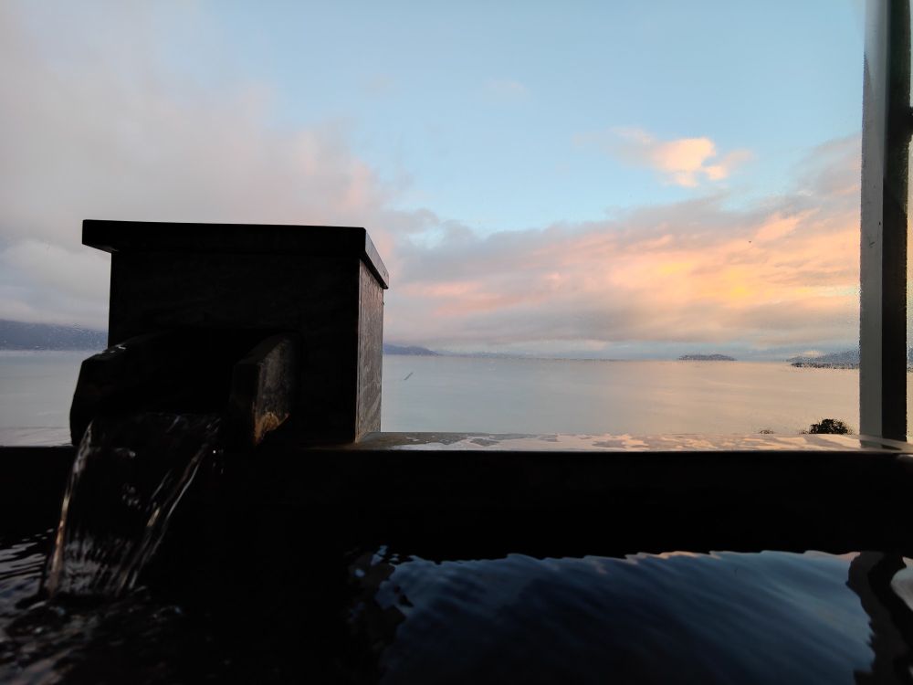 Bath hot spring overlooking Lake Biwa