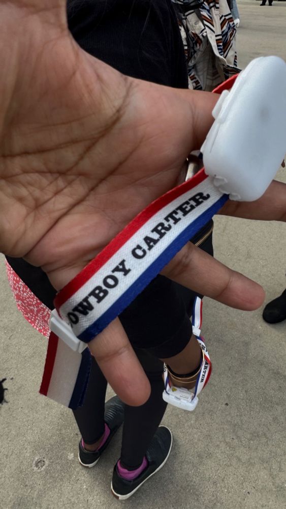 Cowboy Carter bracelet 