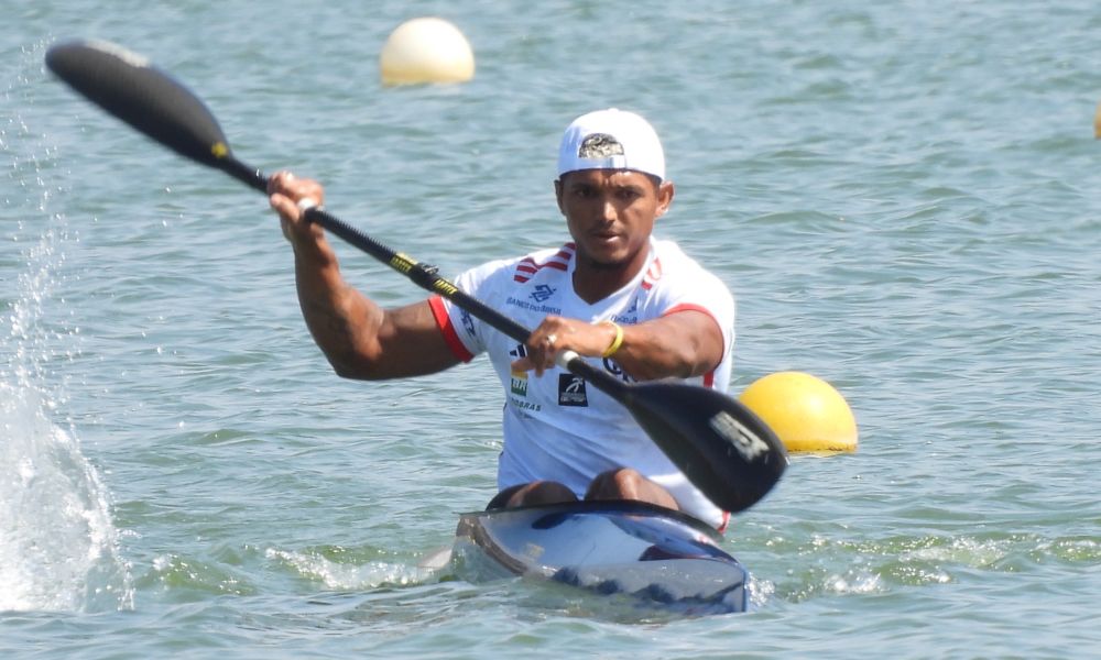 Isaquias Queiroz é campeão Brasileiro na prova C1 1.000m