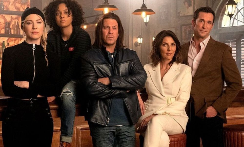 Cast of Leverage: Redemption: Beth Riesgraf, Aleyse Shannon, Christian Kane, Gina Bellman, Noah Wyle