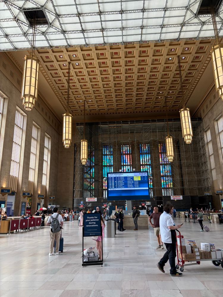 30th St train station in Philly
Amtrak 
Septa 
NJ Transit