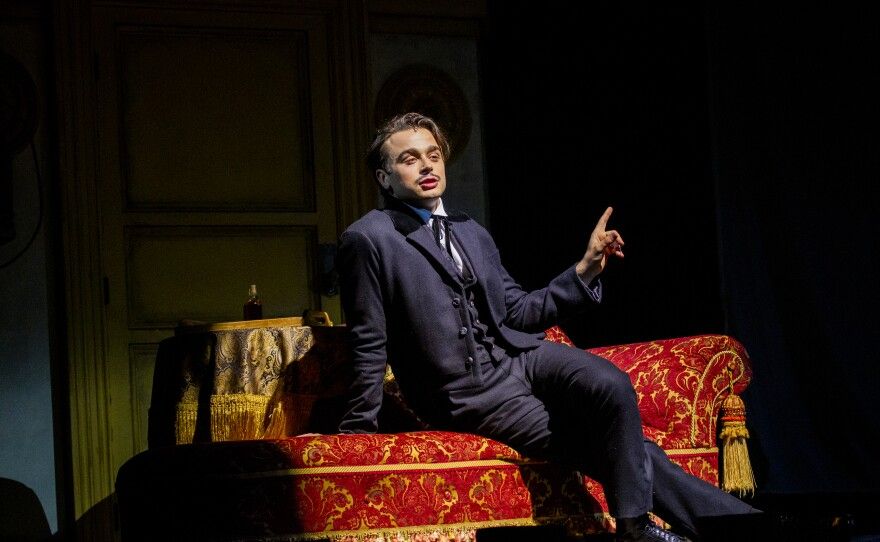 Ben Ahlers as John Wilkes Booth in John Wilkes Booth: One Night Only.

Before we left I said I hope its funny and not some super intense psychological study and it ended up being a really funny super intense psychological study.

The play is not neutral on Booth. It has disdain for Booth. It rips the dead man open and shares his secrets. The play hates what he is as much as what he did.

This Booth is a pitiful, delusional narcisticist. A successful assassin but  a nearly complete and total failure.