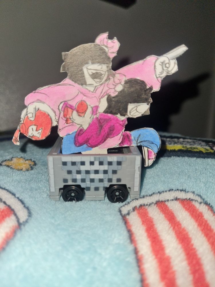 Mitsu: HIT THE WEIRD SONGE DORK AGAIN!! Mono: I'm aiming for the squid and block dude