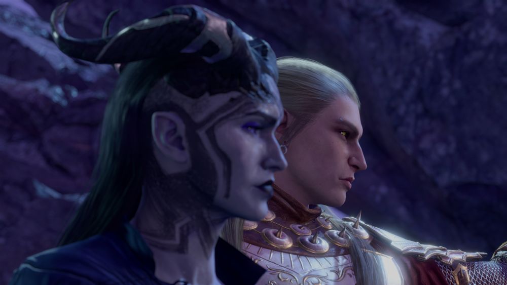 The same shot but now the focus is on Elgar'nan.