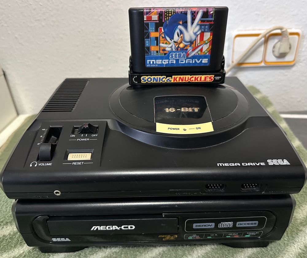 A Sega MegaDrive Model 1 + A MegaCD model 1 + A Sonic & Knuckles combo 