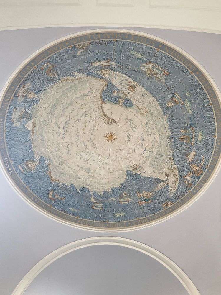 A painting of the Antarctic on the ceiling of the entrance hall of the Polar Museum.