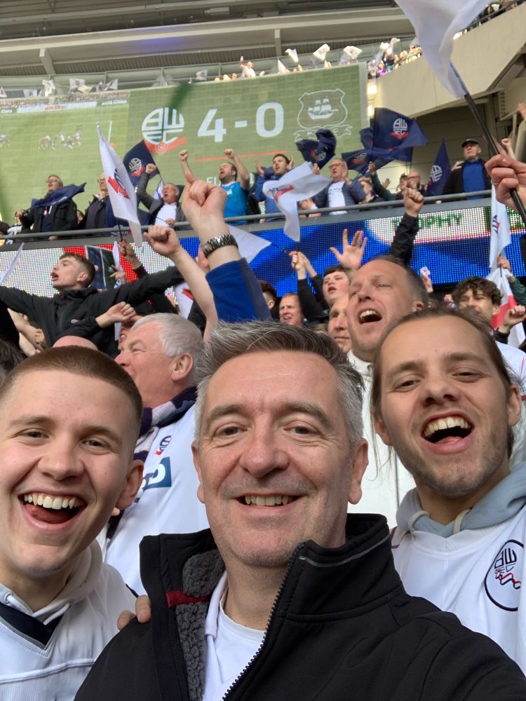 Bwfc fans celebrating 