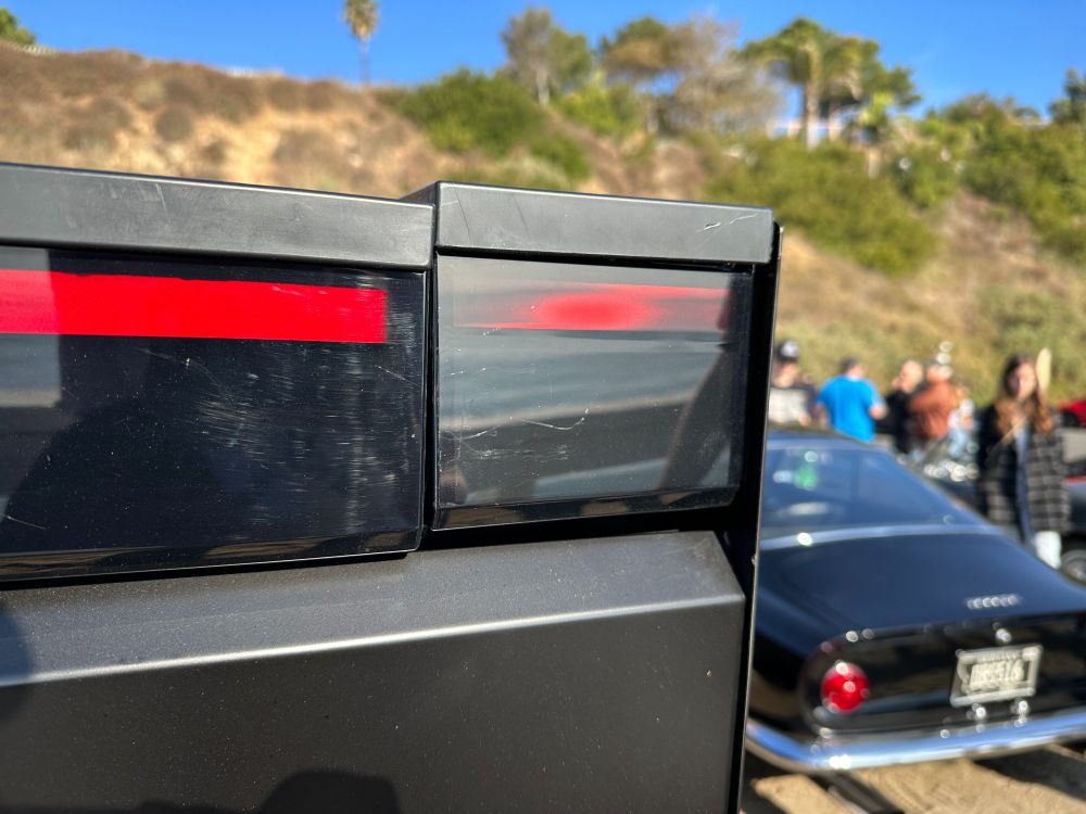 Just a comically bad fit on the rear taillights of the Cybertruck, so extreme is the mismatch that it almost looks like it was done on purpose, except that it obviously wasn't. Tolerances are measured in centimeters here, not millimeters (let alone microns). Note also the thin, isolated side panel on the right, looking like it wants to cut you. Vehicles aren't supposed to look like that!
